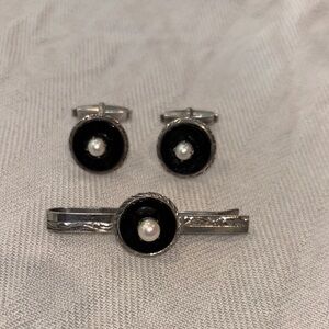 Antique Sterling Silver Black Onyx Saltwater‎ Akoya Pearl Cufflinks and Tie Clip